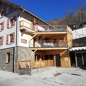 chalet-les-garands.hotels-rhonealpes.com/